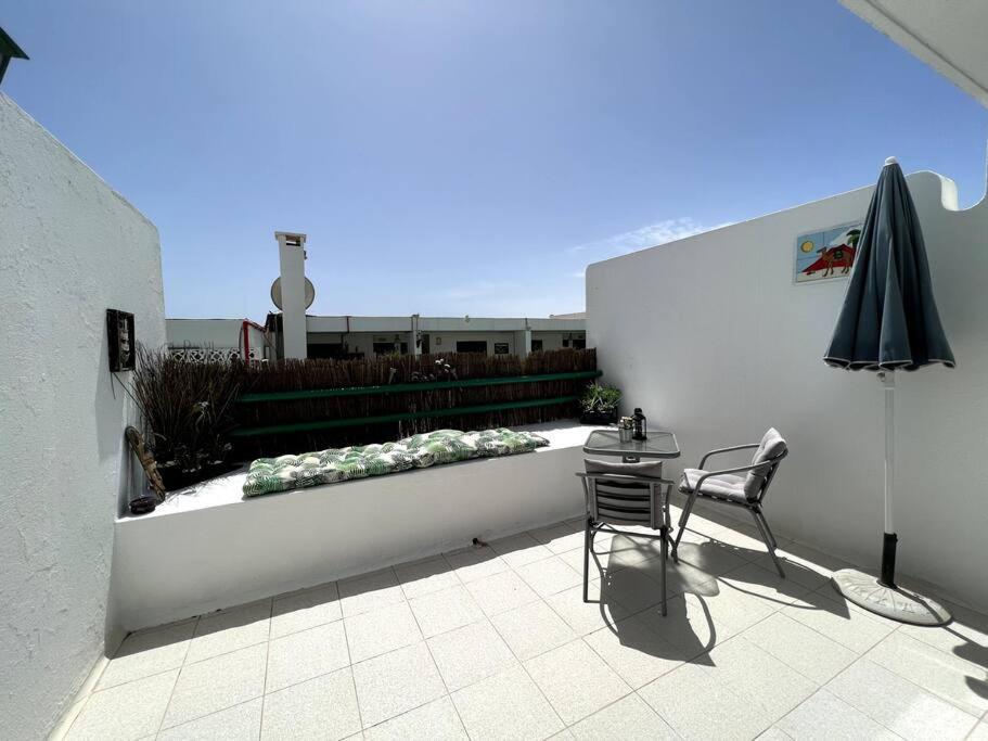 Casa Perdy, Beautiful 1 Bedroom Apartment With Communal Pool Tías Esterno foto